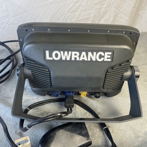 Lowrance HDS 8 Head Unit With Mount And Transducer - Afbeelding 10 van 11