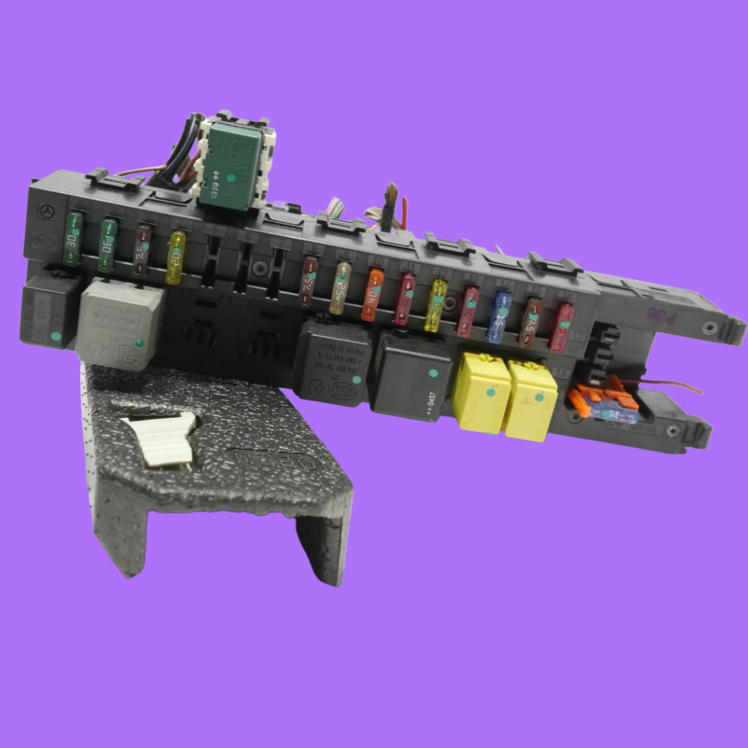 🟩01-09 Mercedes W203 C320 C230 W209 CLK320 Rear Trunk SAM Fuse Relay Box OEM