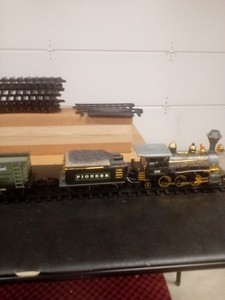NEW BRIGHT PIONEER 999 G GAUGE TRAIN SET BATTERY OPERATED  SEE DISCRIPTION USED
