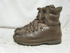 Genuine British Army Military Altberg Defender MTP Combat Boots Size 8 M 42 YV