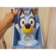 Bluey No-Spill Musical Bubble Machine Blue Dog Toy with Music and Solution