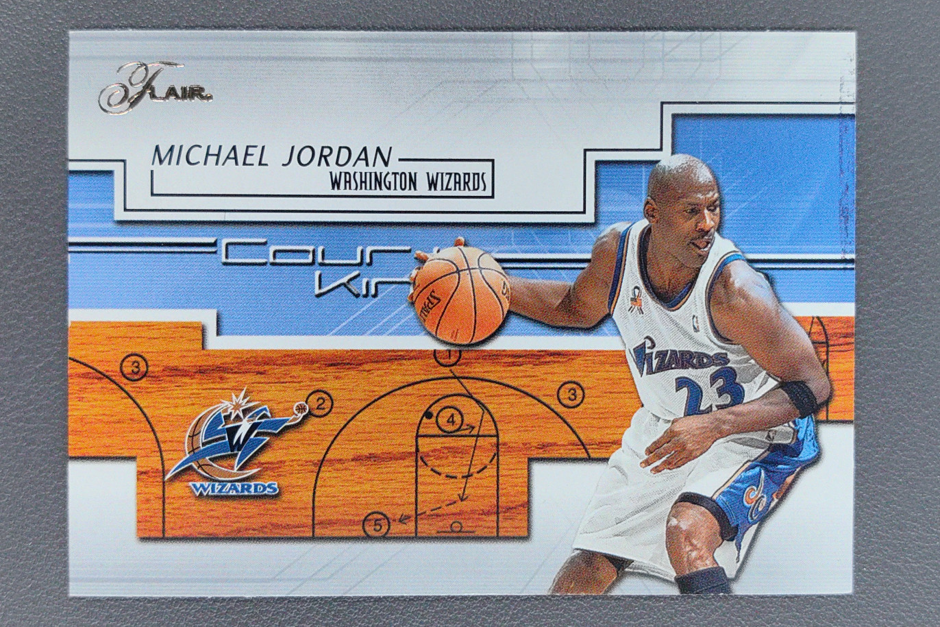 2002-03 Fleer Flair Michael Jordan Court Kings 22 of 25 HOF Wizards Insert