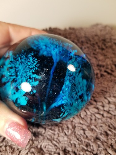 Art Glass Royal Blue Floral Paper weight 2.5 Diameter Coastal Beachy - Picture 9 of 11