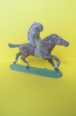 FIGURINE QUIRALU CHEF INDIEN AVEC PLUMES