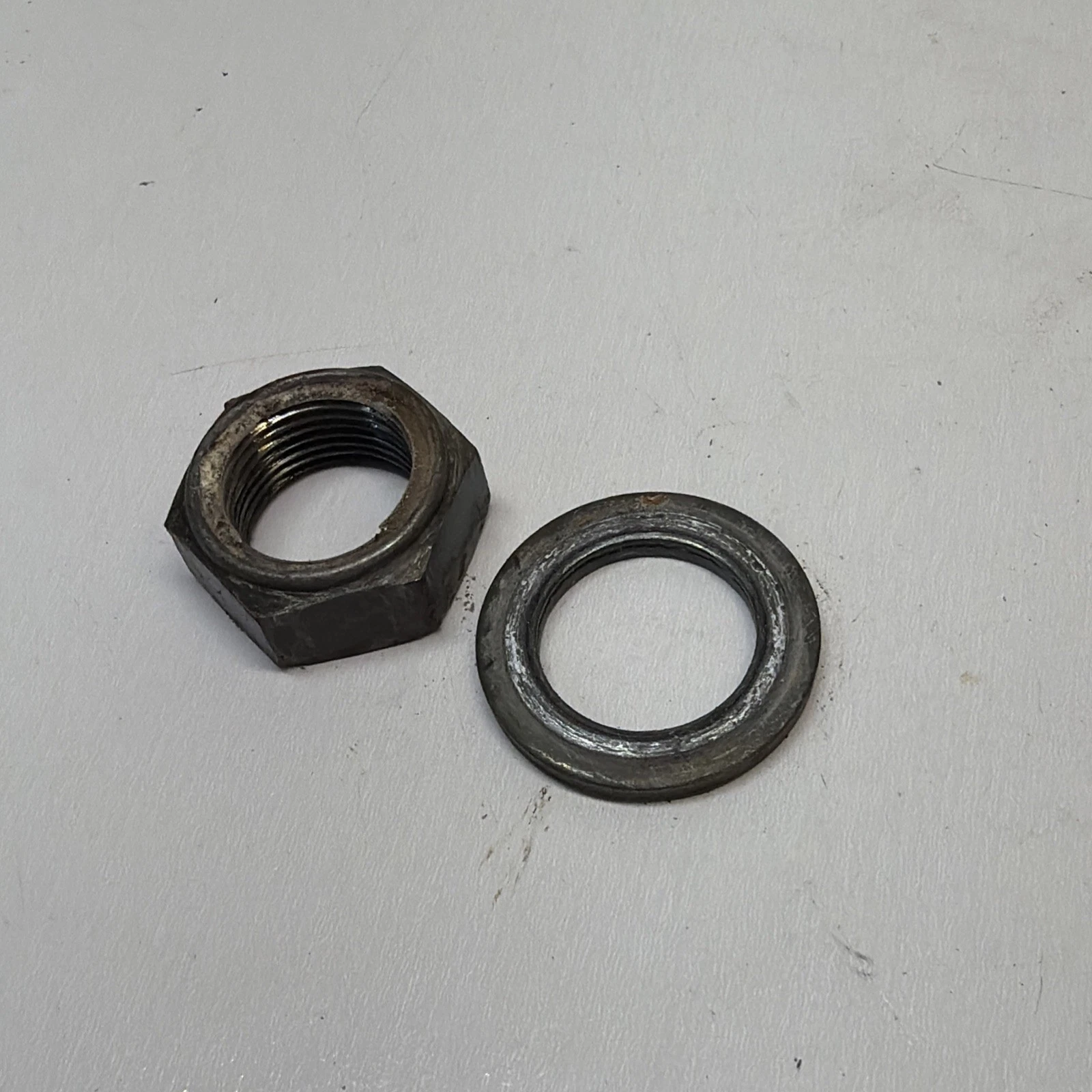 01 - 04 YAMAHA YZ 125 250 450 F OEM REAR AXLE SHAFT NUT WASHER (2)