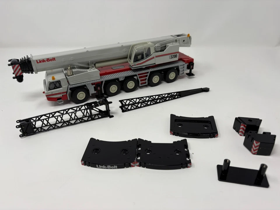 Grúa hidráulica todo terreno Conrad 2103-02 Link-Belt ATC 3200 1/50 fundida a presión sin usar, en caja Foto 2 de 4