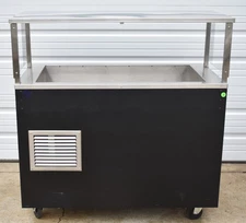 VOLLRATH R397134 46" PORTABLE REFRIGERATED COLD FOOD STATION