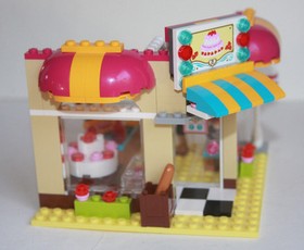LEGO Friends Downtown Bakery (41006) 