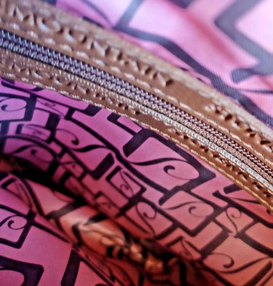 Stone Mountain Genuine Leather Chesnut Brown Sterling Bucket Purse