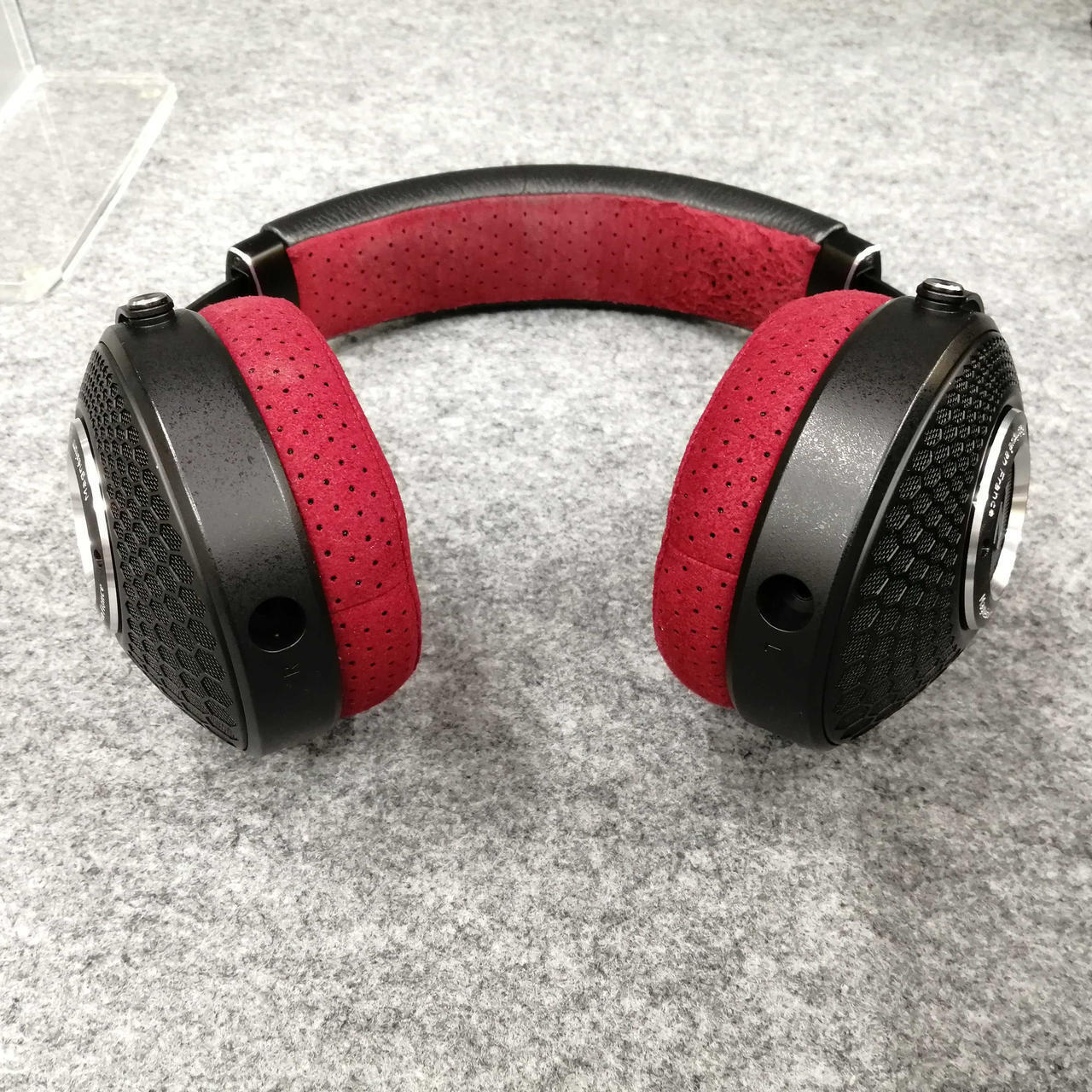 FOCAL CLEAR MG PROFESSIONAL Over-ear open headphones M FOCAL CLEAR MG PROFESSIONAL Over-ear open headphones M