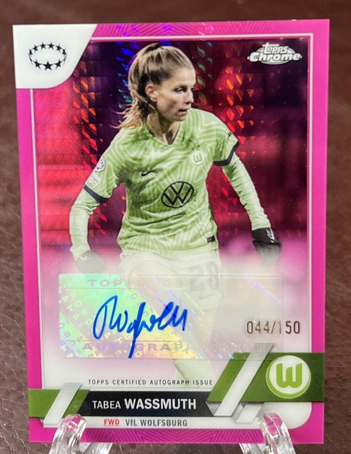 2022-23 Topps Chrome UEFA WCL - TABEA WASSMUTH *Pink Prism Auto!* #44/150 🔥