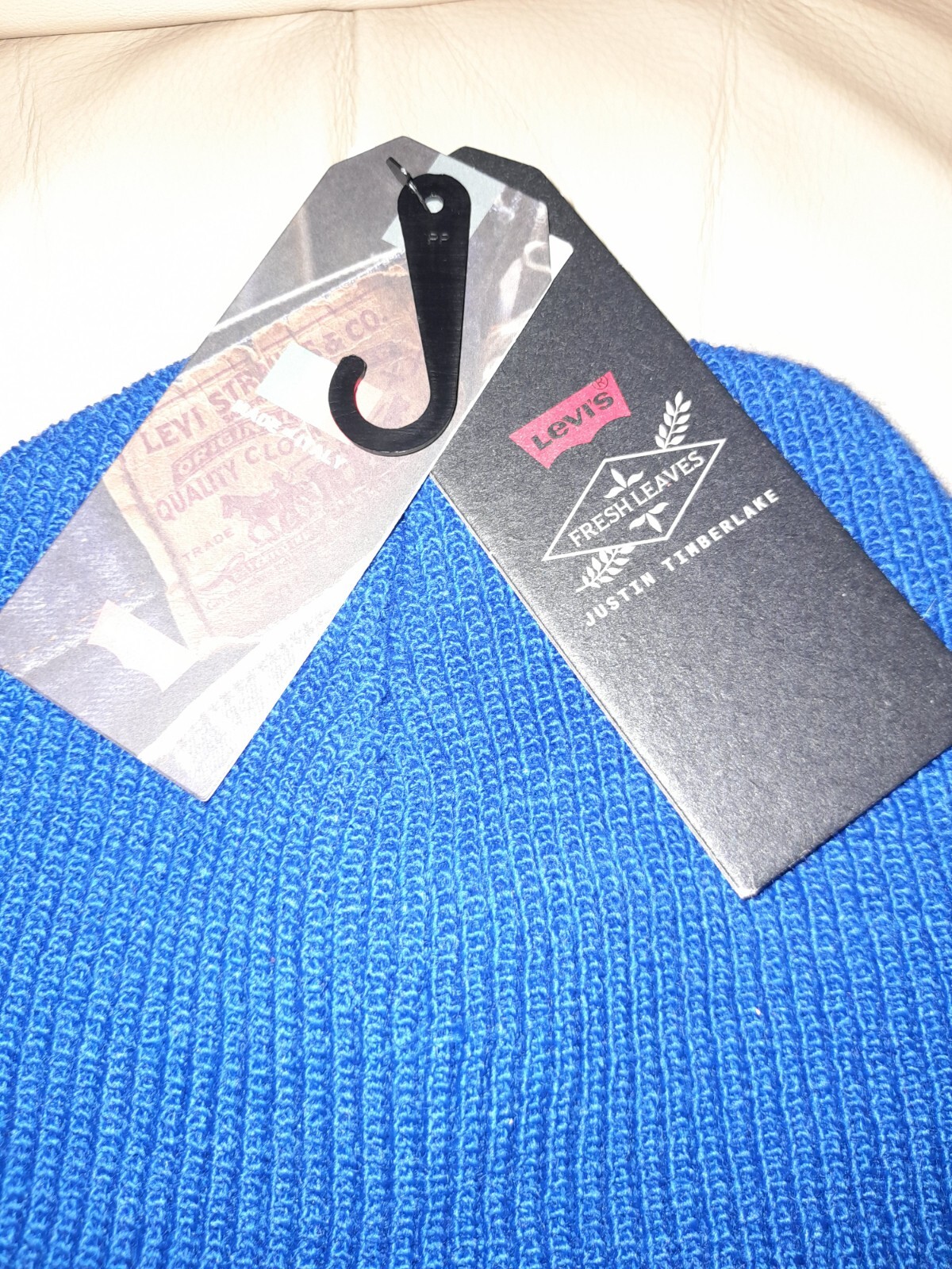 Picture 3 of 6