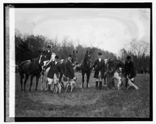 8" x 10" 1924 photo Rock Creek Hunt Club's fox hunt in R.C. Park