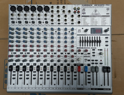 EUROPACK UB1832FX-PRO アナログミキサー 1pcs Behringer EURORACK UB1832FX-PRO Mixing Console | eBay