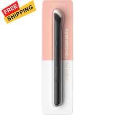 Catrice Under Eye Concealer Brush Angled for Precise Blending Black
