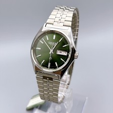 [NOS] ORIENT Quartz Day Date Green Dial Vintage Watch G049103-70 Orientron Kanji