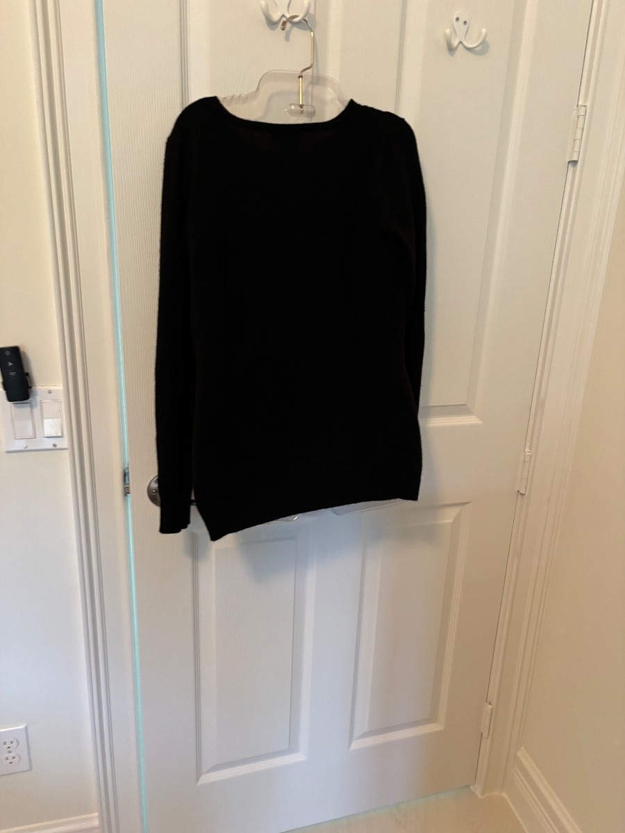 Bloomingdales Black Cashmere Medium sequin sweater View 5