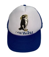 Vintage SnapBack Sea World Foam Trucker Hat Penguin 80s San Diego Retro USA