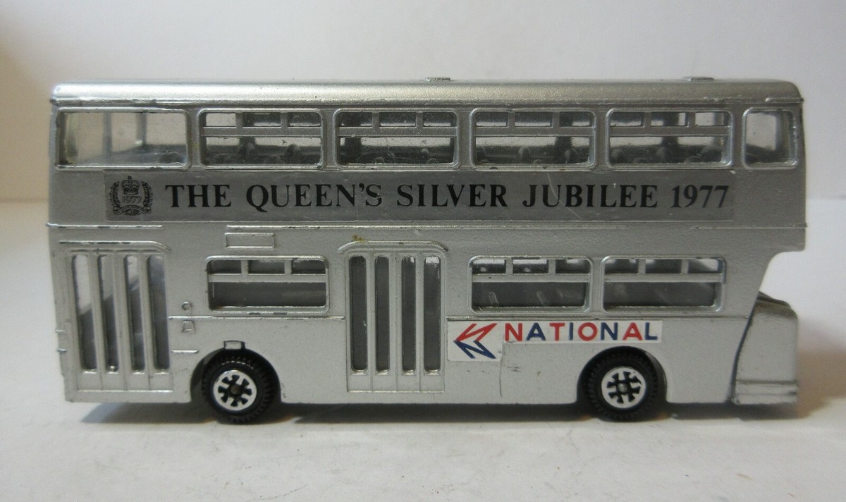 Dinky Toys Atlantean City Double Decker Bus '1977 Silver Jubilee