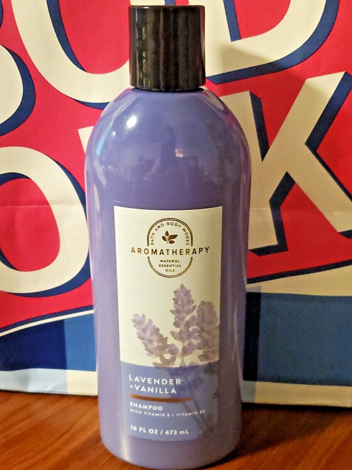 BATH AND BODY WORKS AROMATHERAPY SLEEP LAVENDER + VANILLA SHAMPOO
