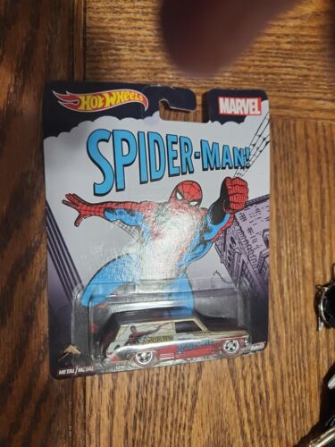 2015 Hot Wheels 64 CHEVY NOVA DELIVERY Spider-man MARVEL Pop Culture 1:64 CFP60