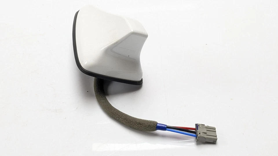 ANTENA AÉREA KIA SORENTO TECHO ALETA DE TIBURÓN EN BLANCO NIEVE 96210C5EA0WP MK3 2019 Foto 4 de 4