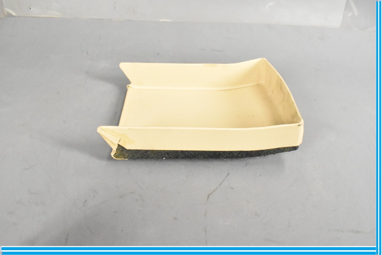 Maserati Quattroporte 2004-2013 Rear Center panel