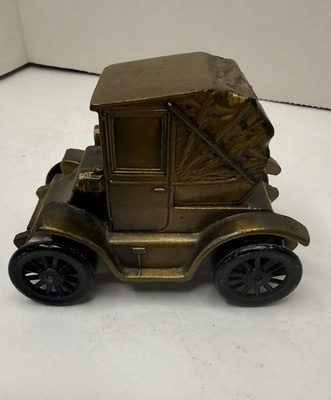 Banthrico Die Cast 1900 Pill Box Coupe Coin Bank