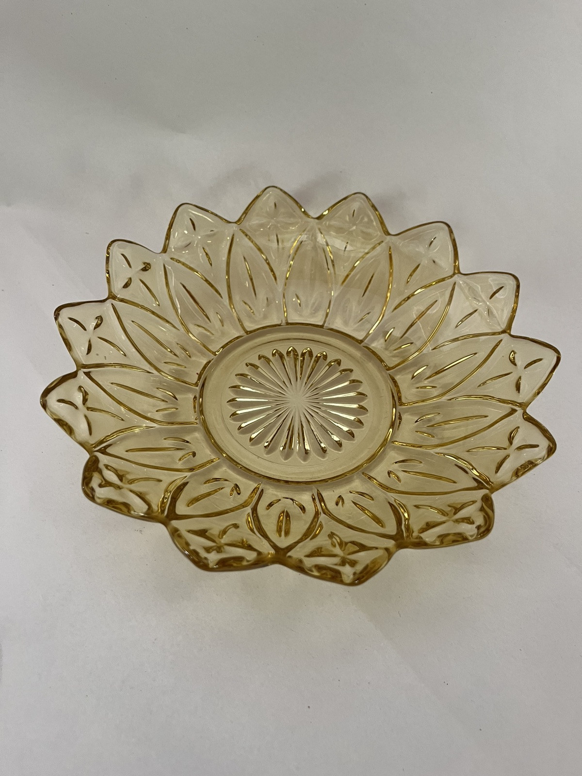 Vintage Serving Bowl Federal Glass Amber Petal Serving Bowl Amber 1960-70’s