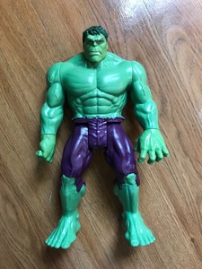 Marvel Hasbro The Incredible Hulk 12