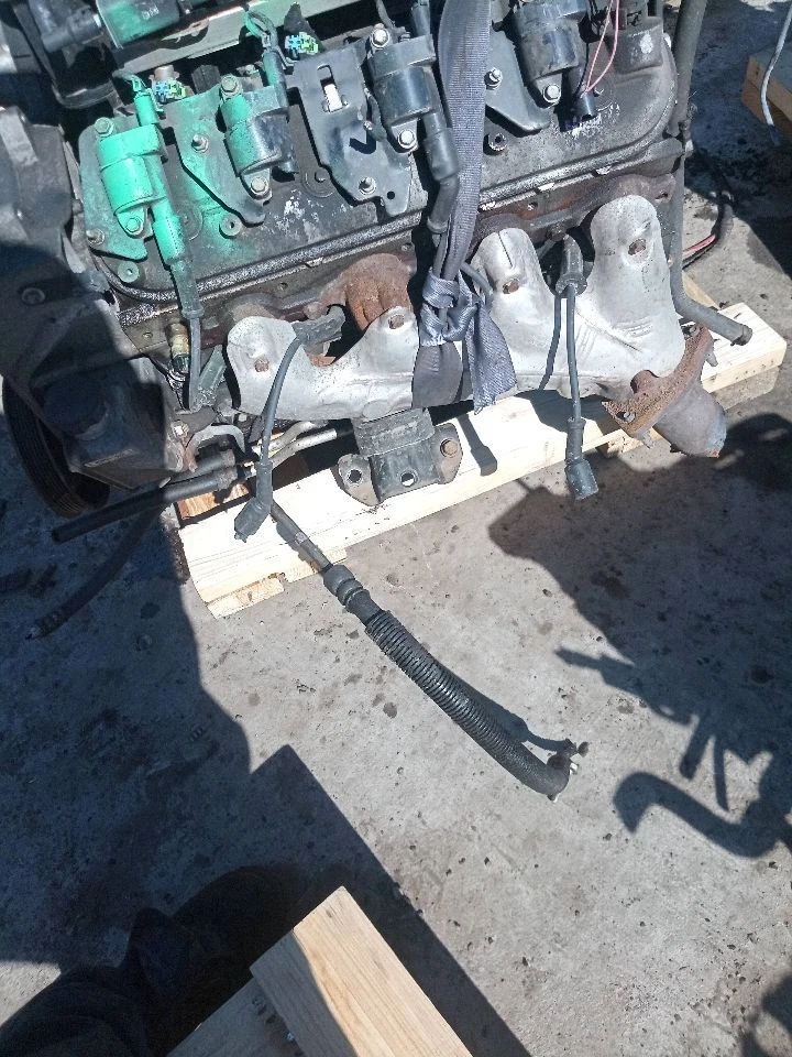 Used Engine Complete Assembly fits: 2009 Chevrolet Suburban 1500 5.3L VIN 3 8th - Imagem 3 de 4