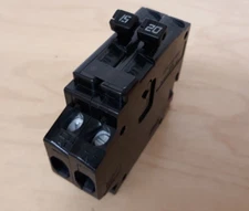 Challenger A1520 Twin Tandem Circuit Breaker