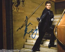 ACTOR COMEDIAN STEVE RANNAZZISI SIGNED 'THE LEAGUE' 8X10 PHOTO A W/COA KEVIN
