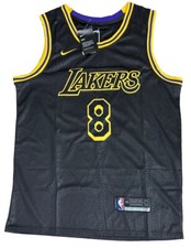 Ultimate Los Angeles Lakers Collector and Super Fan Gift Guide 43