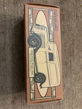 ERTL COLLECTIBLES 1998 WATKINS COLLECTIBLES 1936 FORD PANEL TRUCK Hertz NIB