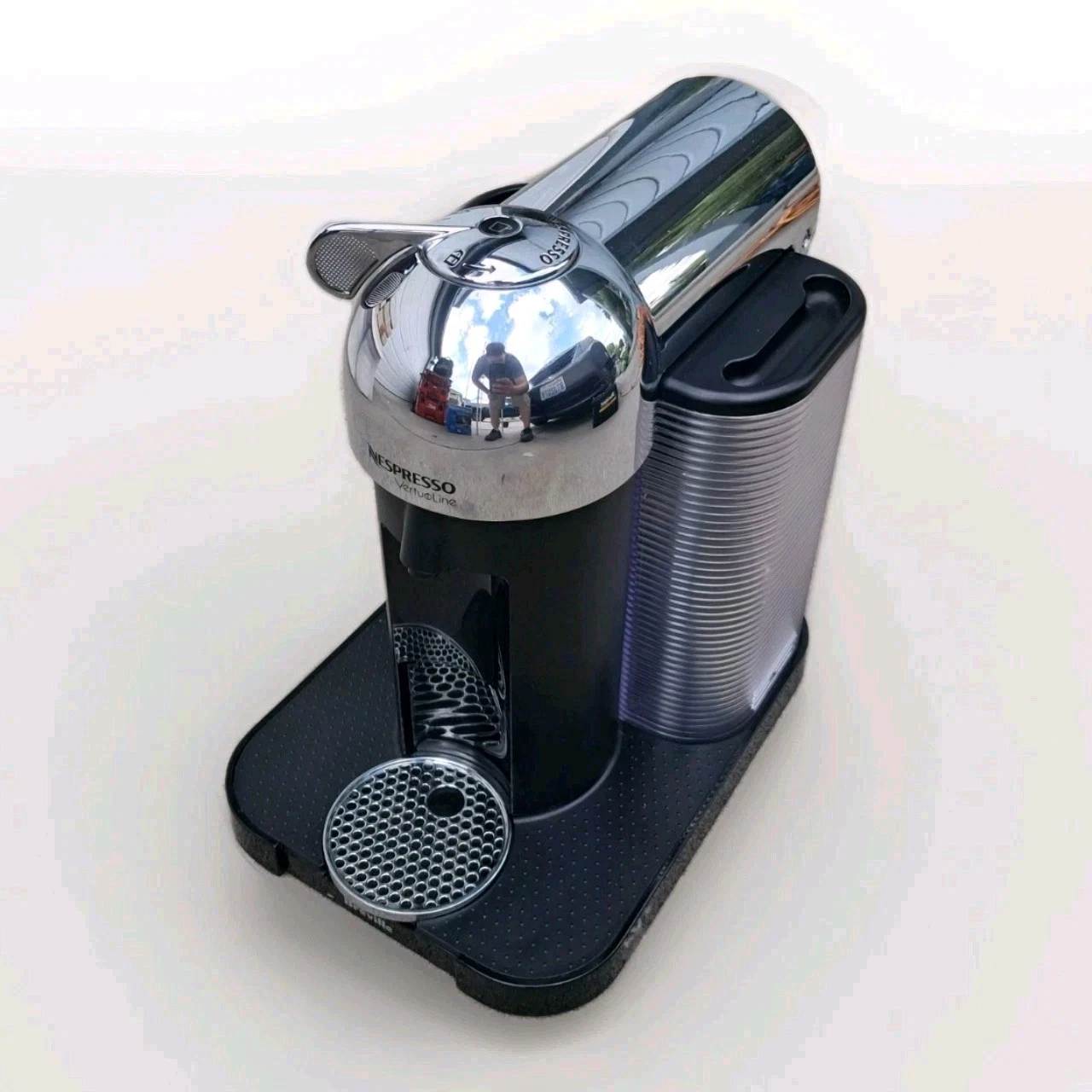 Nespresso Vertuo Coffee & Espresso Maker by Breville, Chrome, Pre-Owned