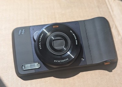 Hasselblad 4116 True Zoom Camera Moto Mod for Moto Z Smartphone