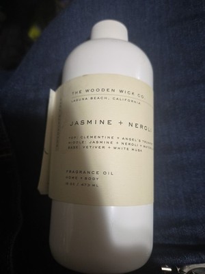 New Makesy Jasmine + Neroli  Natural Fragrance oil- 16OZ -Retail $89.95
