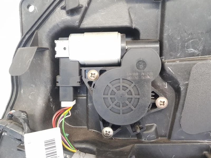 Mazda 2005 2 regulador de ventana delantera lado del conductor derecho 5 puertas hatchback 3M71A045H16 Foto 4 de 4