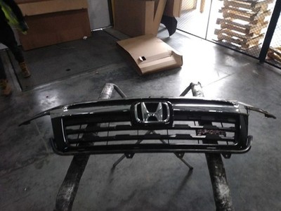 Grille Upper Canada Market Sport VIN 1 8th Digit Fits 17-20 RIDGELINE 596346