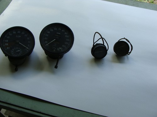 Jaguar XK 120 XK 140 GAUGE SET, SPEEDO, TTACH, OIL & WATER, CLOCK, FUEL, VOLTAGE - Picture 21 of 24