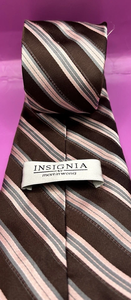 Corbata para hombre Insignia Martin Wong a rayas 100 % seda hecha a mano usada en excelente estado Foto 3 de 4