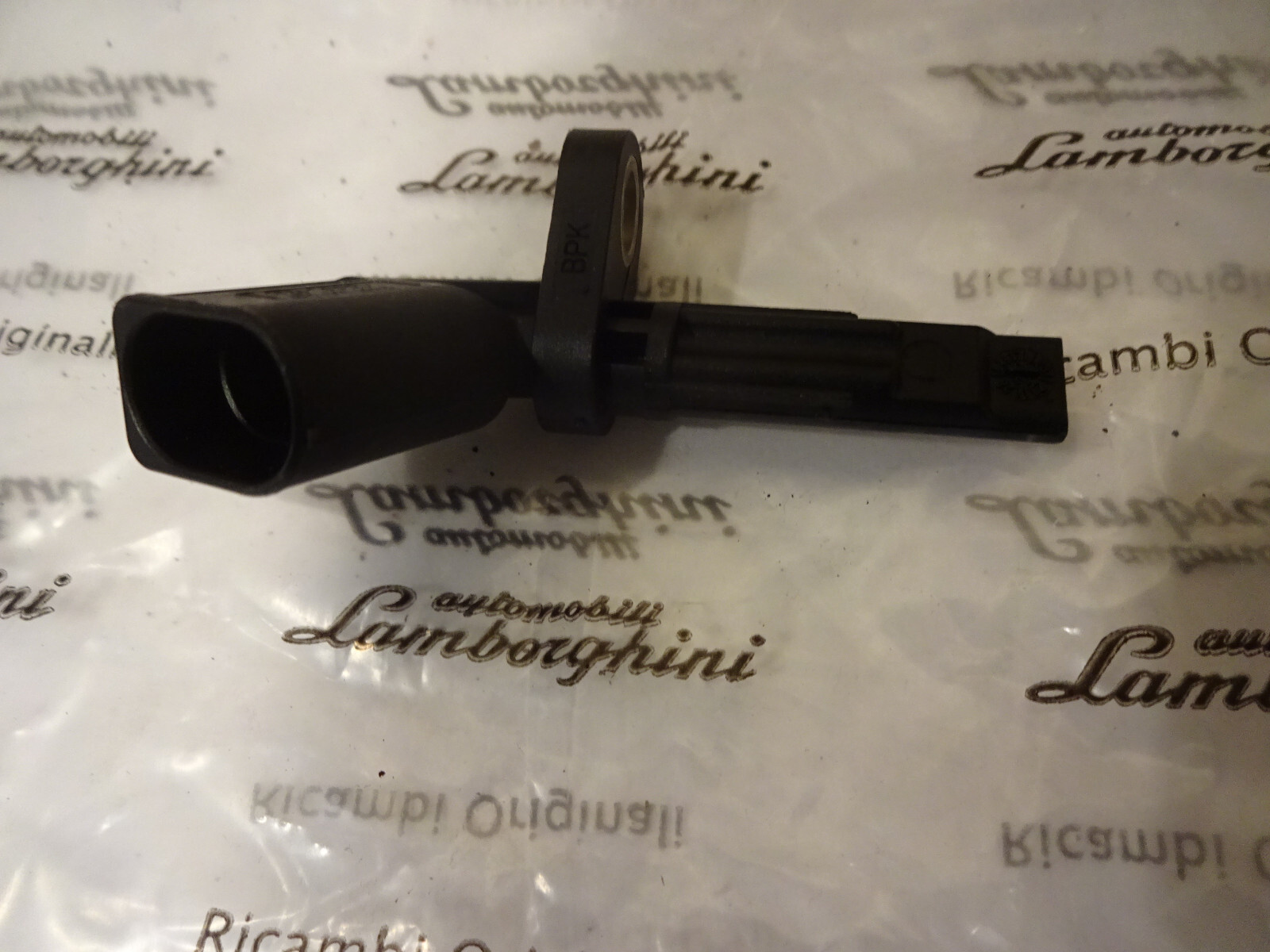 Lamborghini - Speed Sensor Right (NEW) P/N 4E0927803F