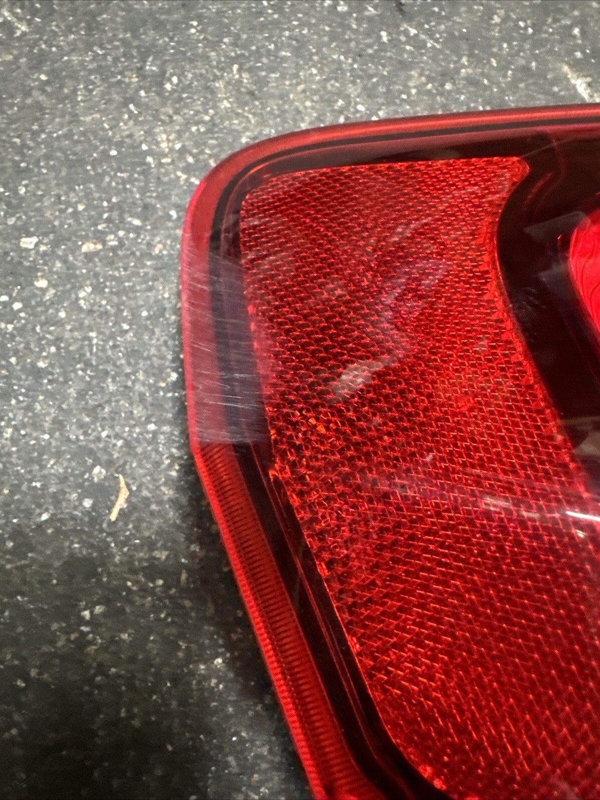 20 22 JEEP GRAND CHEROKEE LEFT REAR OUTER LED TAIL LIGHT LAMP TAILLIGHT OEM READ