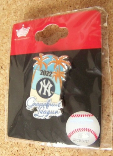 2022 NY Yankees Spring Training pin beach Grapefruit League New York c40202 - Picture 2 of 7