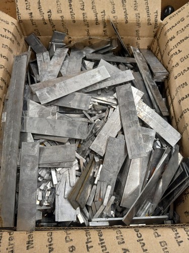 Sinkers Ammo 25 LB Scrap Lead Letterpress Casting Reloading MIXED w/Movable TYPE - Picture 4 of 6