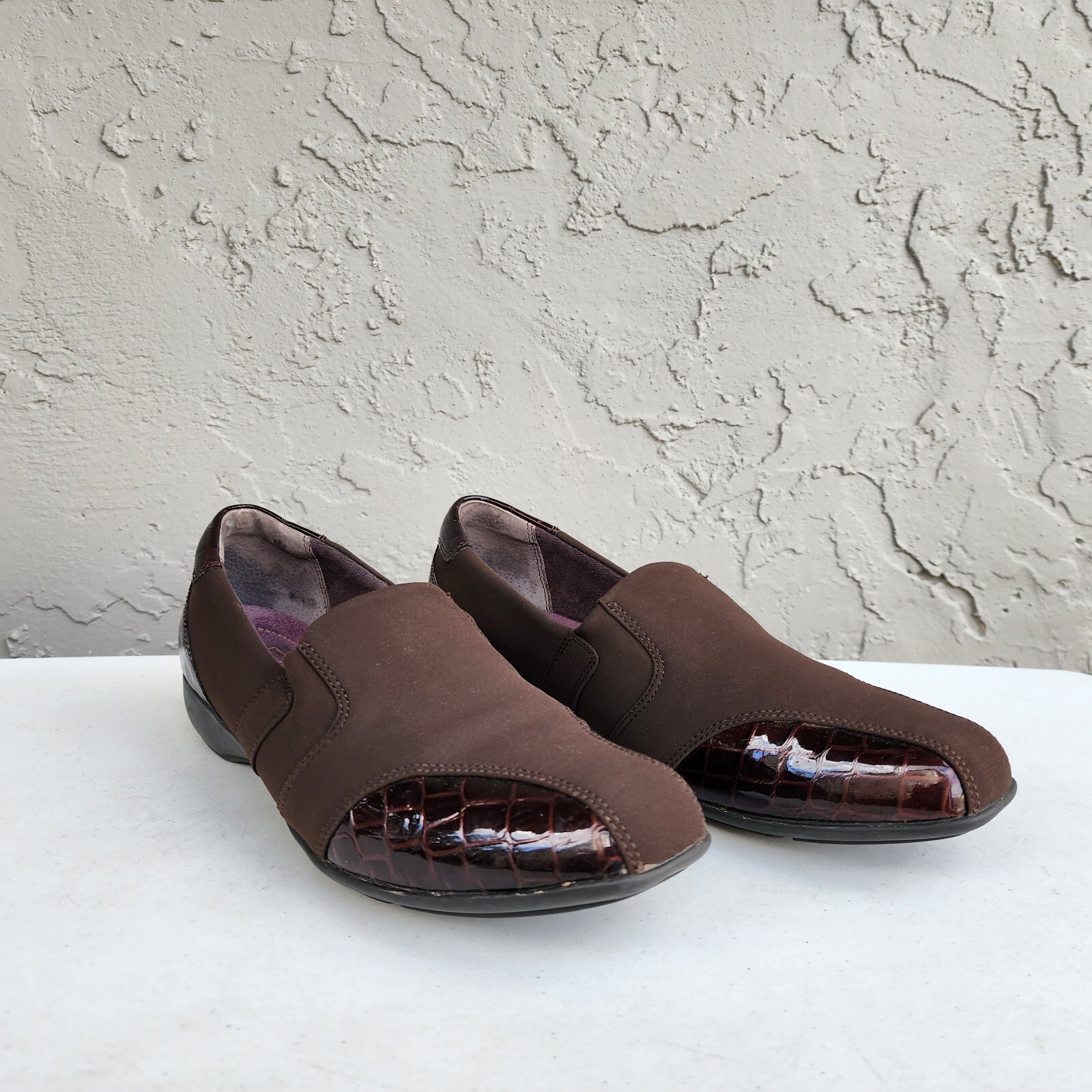 Clarks Womens Noreen Will Slip On Loafers Size 10 Brown Leather Croc Pattern-image