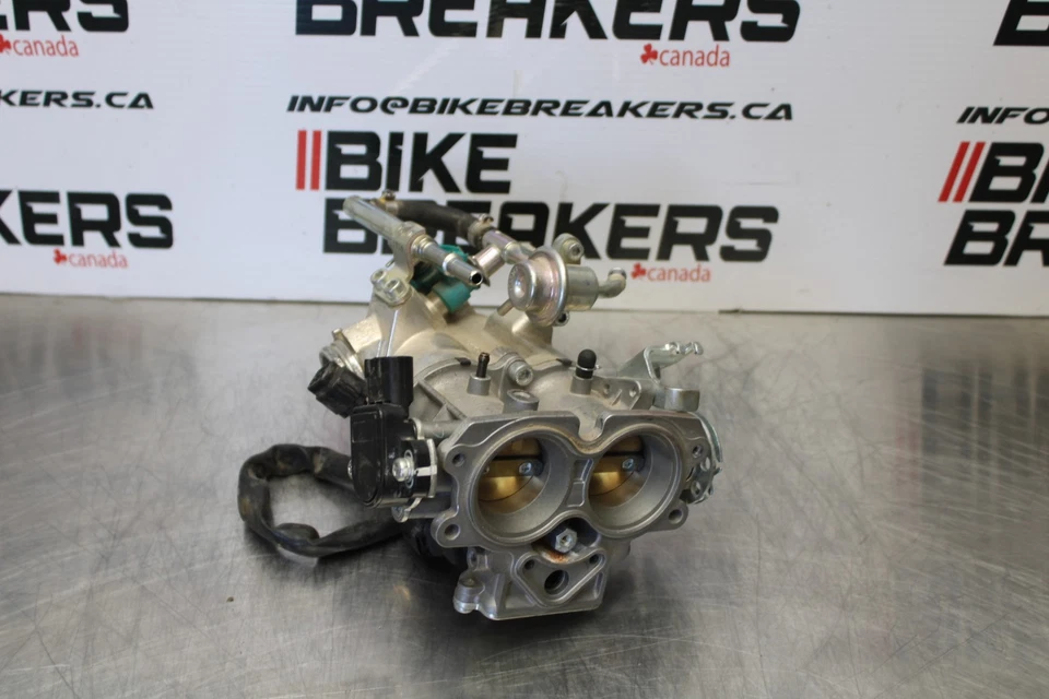 09 CUERPOS DEL ACELERADOR YAMAHA V STAR 950 BB172 Foto 2 de 4