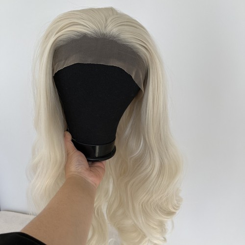 Frontal T Lace Wig Heat Resistant Synthetic Hair Long Wavy Platinum blonde - Picture 6 of 8