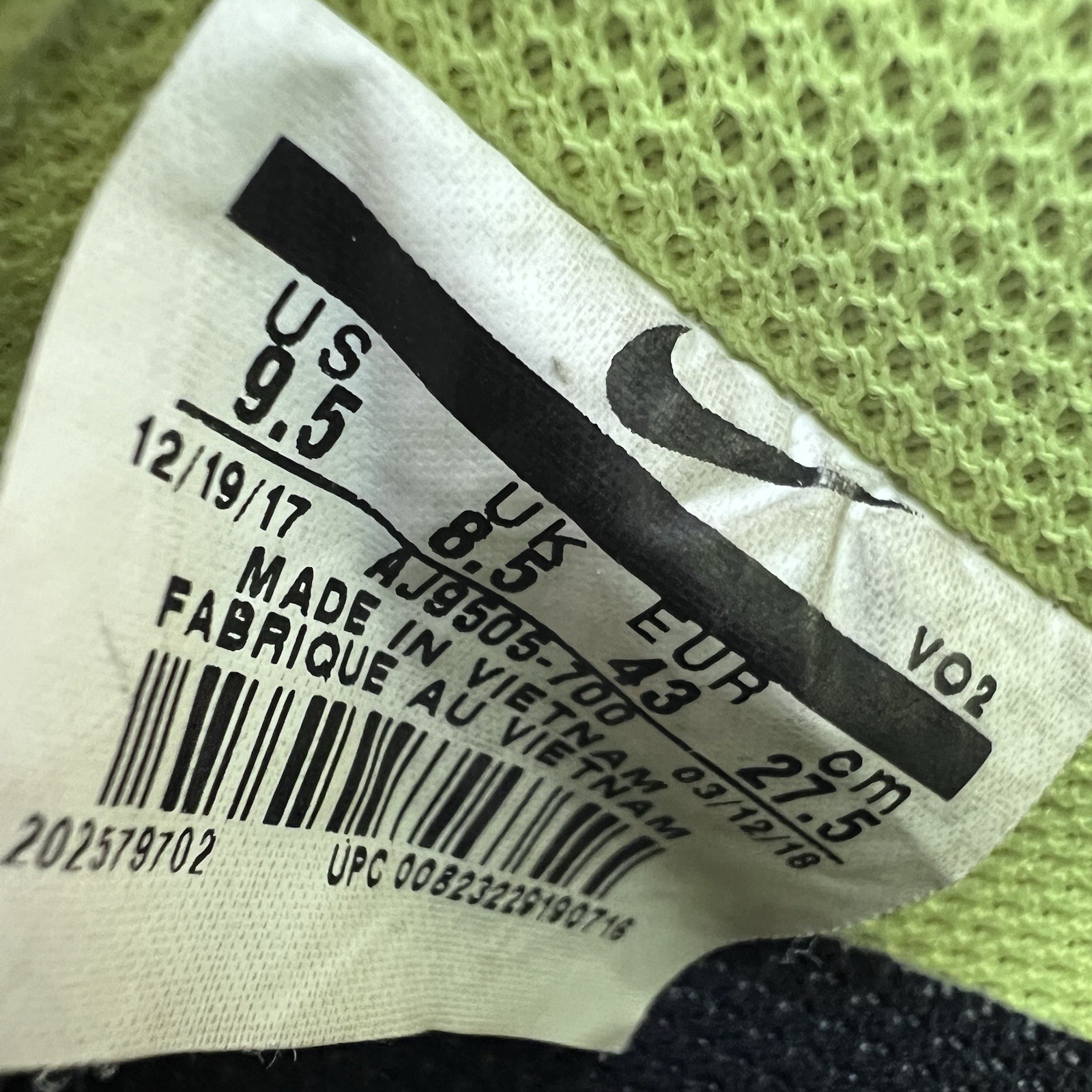 Nike Air Force 1 2017 Volt Lace Up Athletic Shoes Sneakers Men's 9.5 AJ9505-700 thumbnail 8